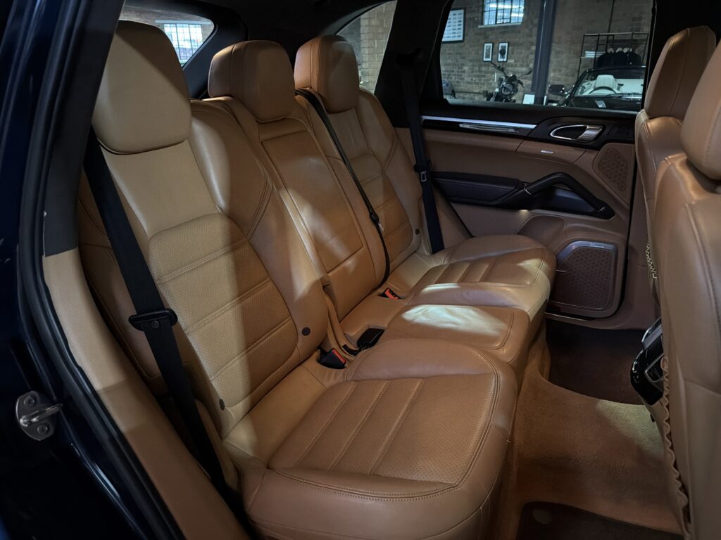 2012 Porsche Cayenne Turbo