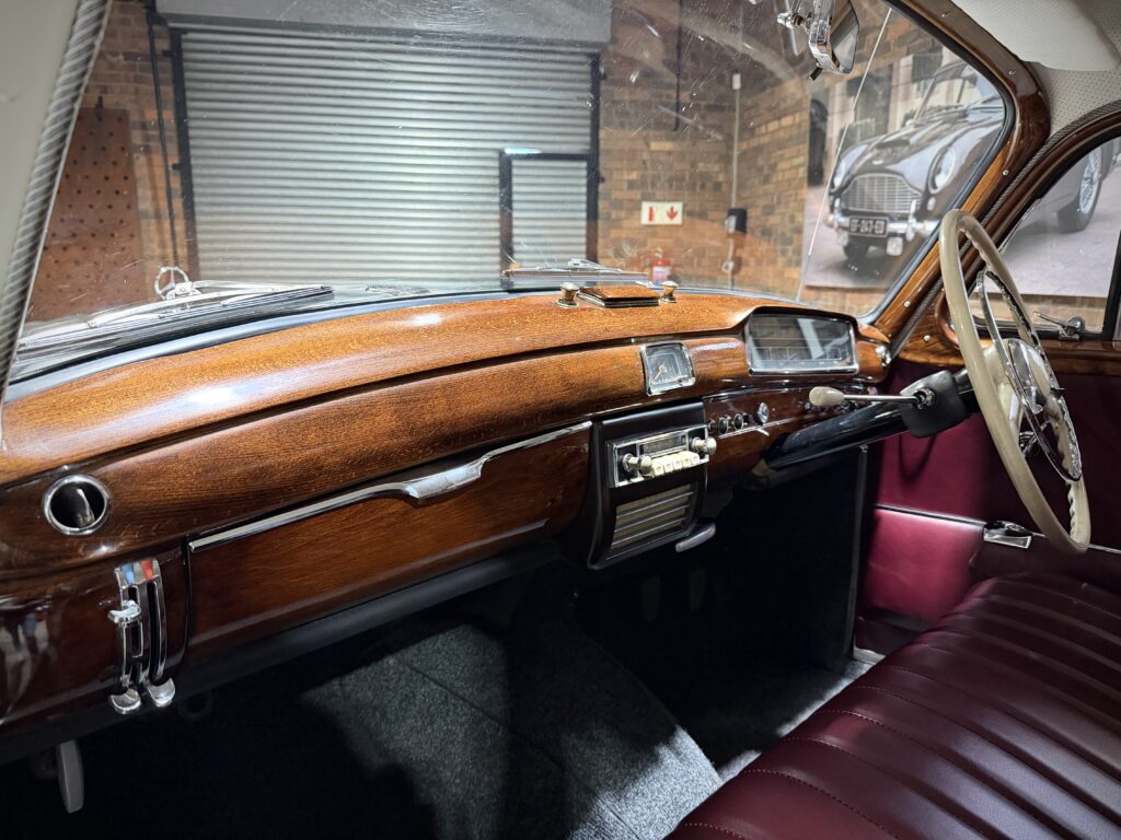 1959 Mercedes Benz 220 S W180