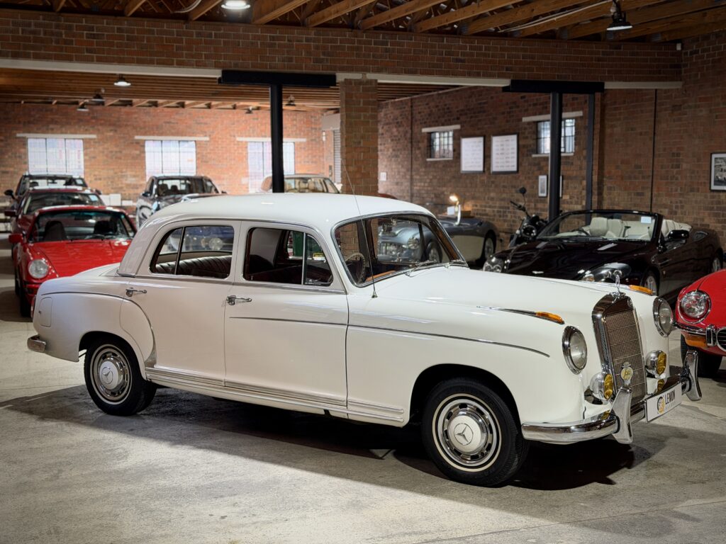 1959 Mercedes Benz 220 S W180