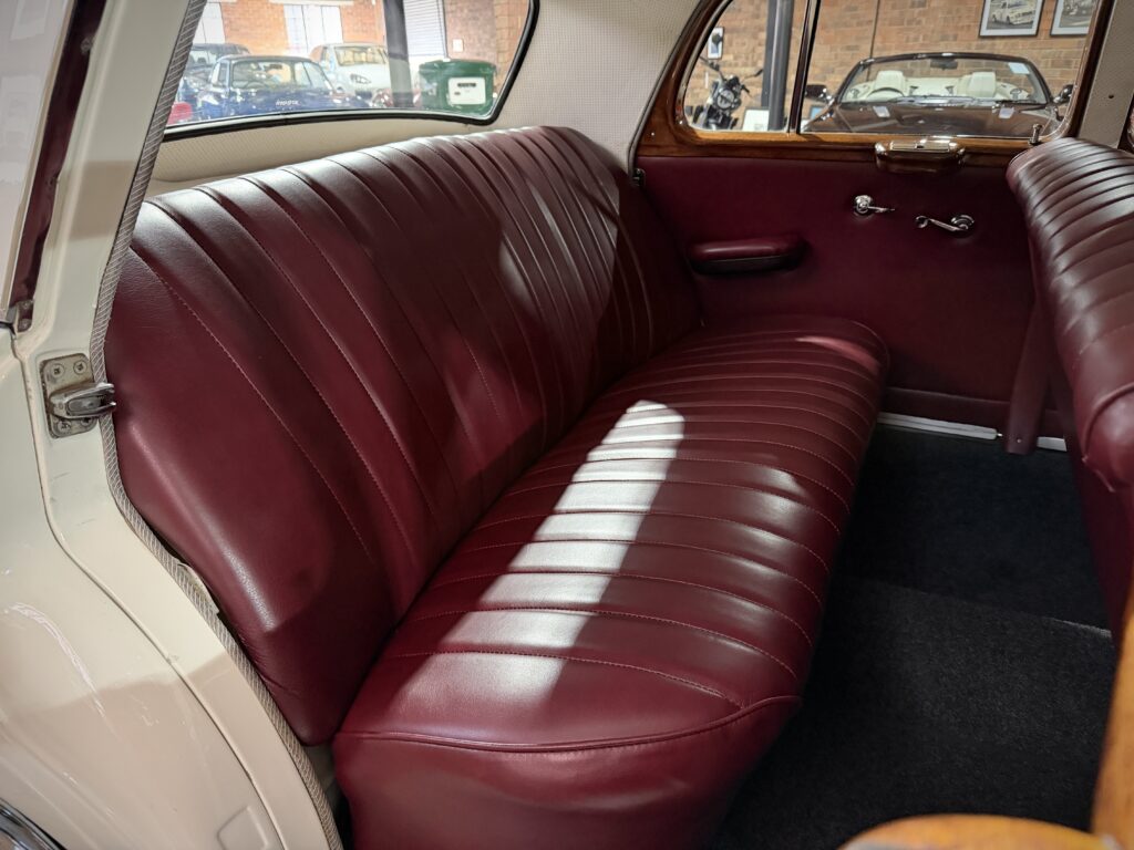 1959 Mercedes Benz 220 S W180