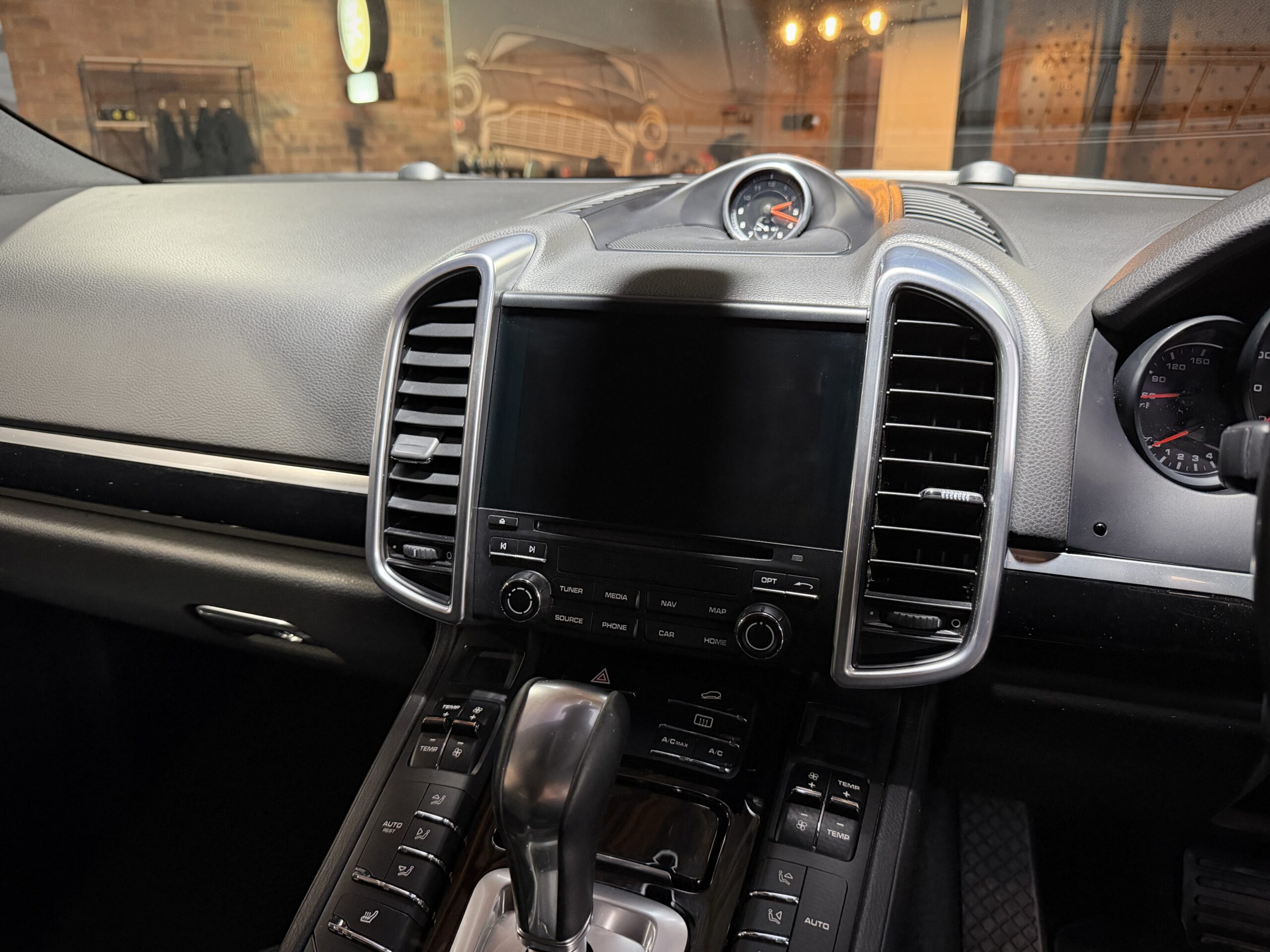 2016 Porsche Cayenne Diesel Platinum Edition