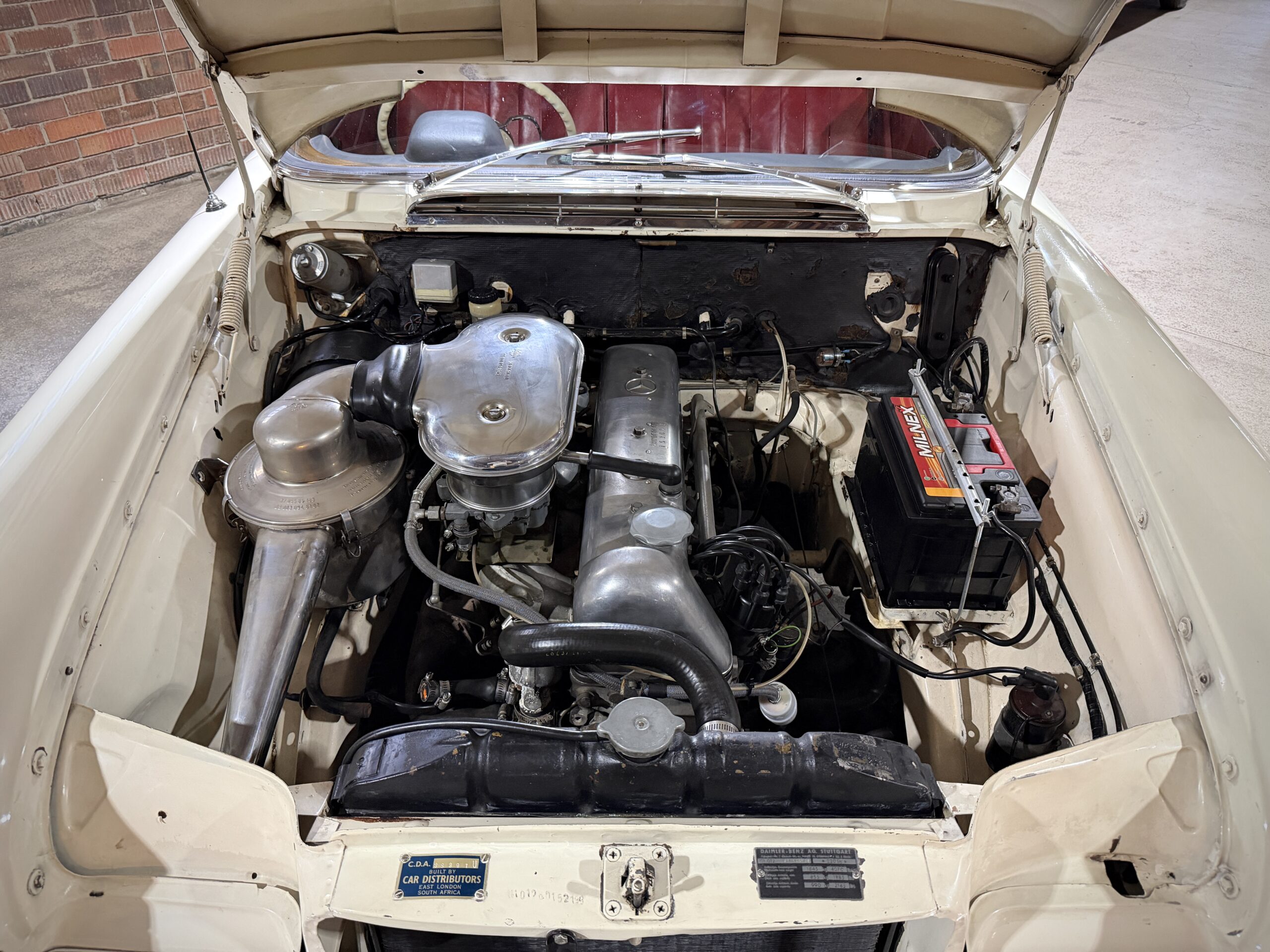 1965 Mercedes Benz 220 S W111