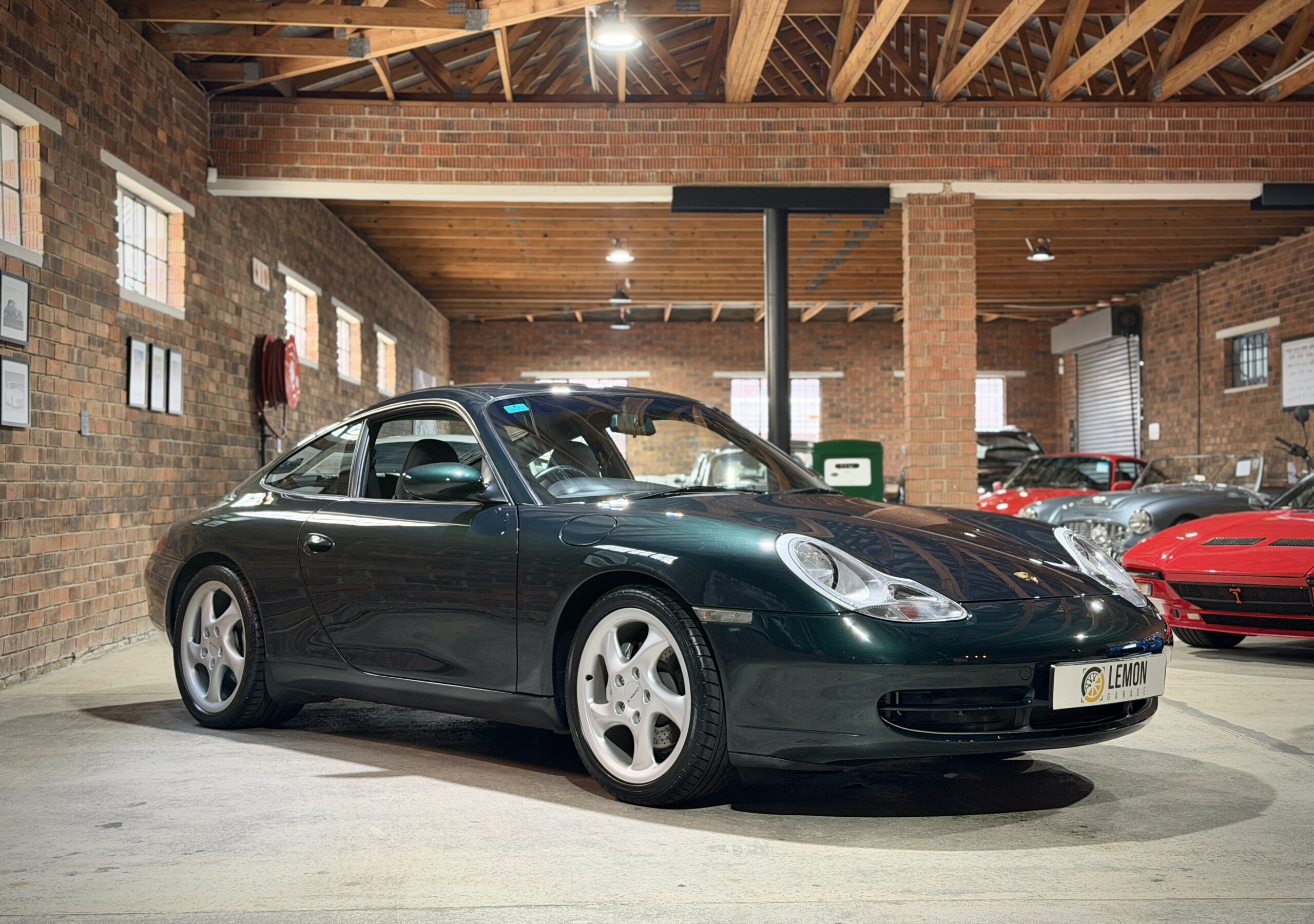 1999 Porsche 911 Carrera 4