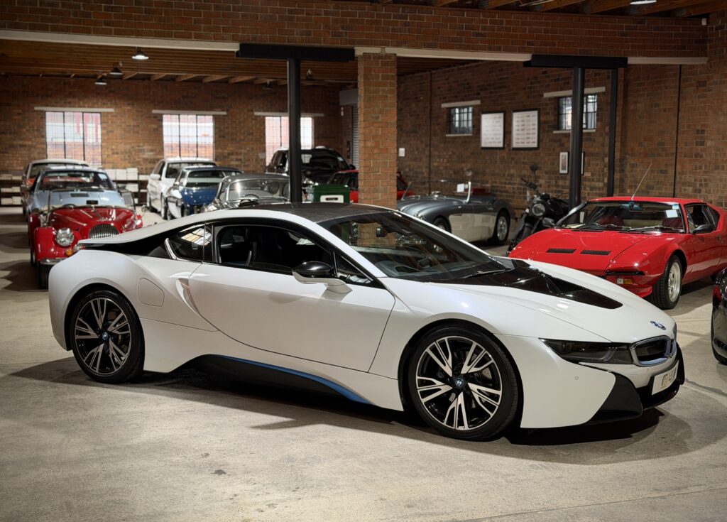 2015 BMW i8