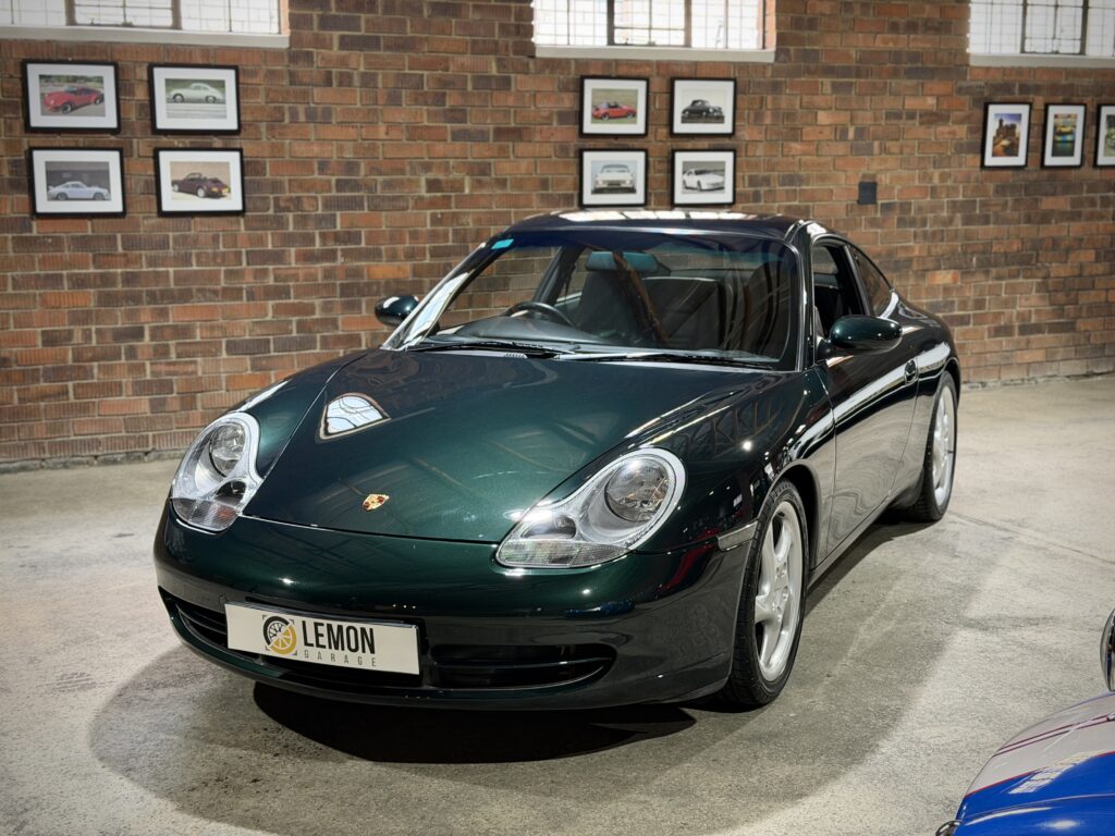 1999 Porsche 911 Carrera 4