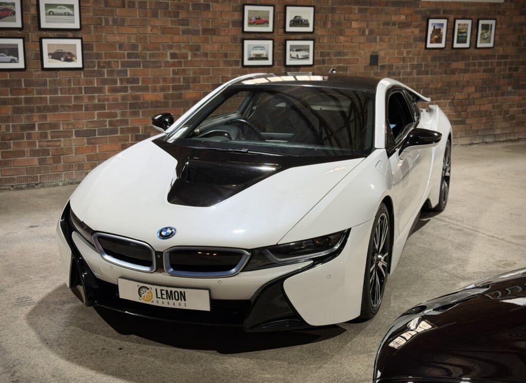 2015 BMW i8