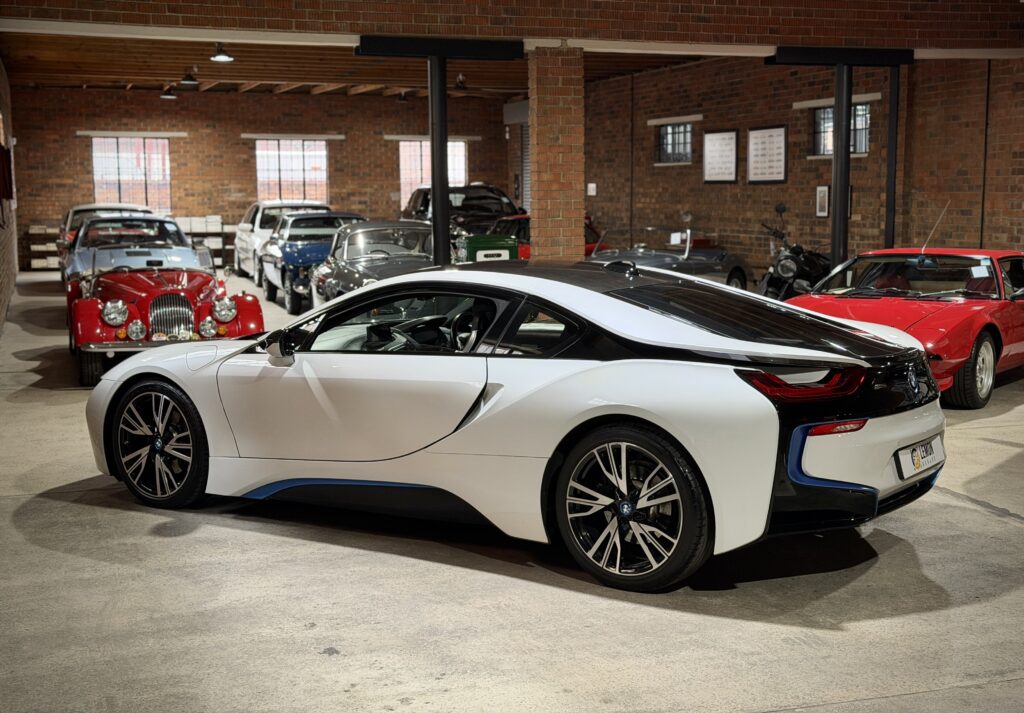 2015 BMW i8