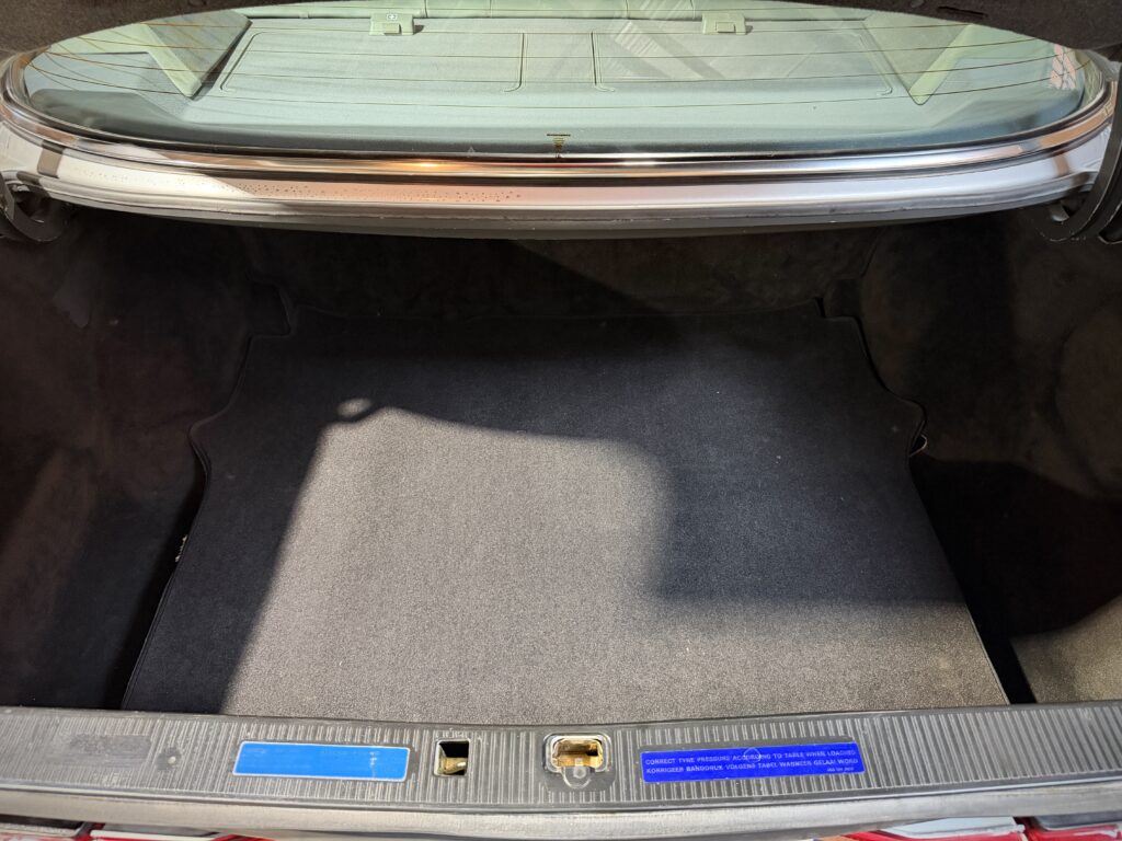 1992 Mercedes Benz 300SE