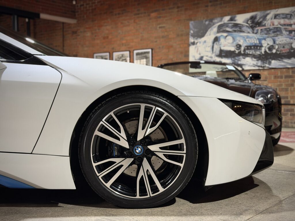 2015 BMW i8