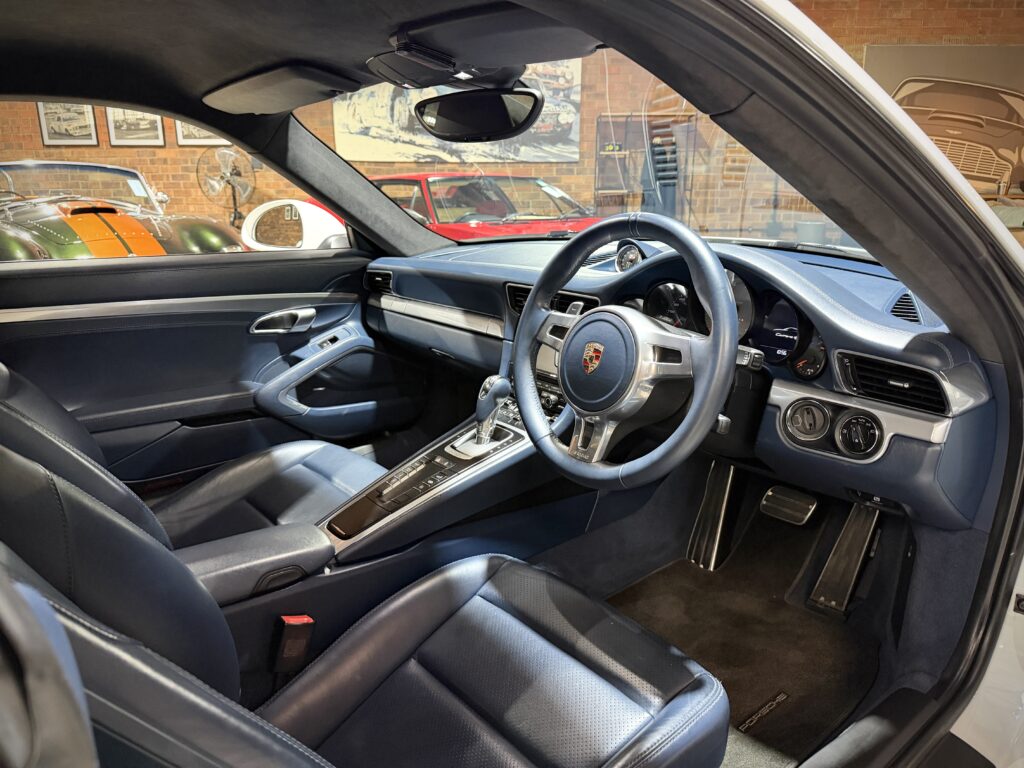 2013 Porsche 911 Carrera 4S