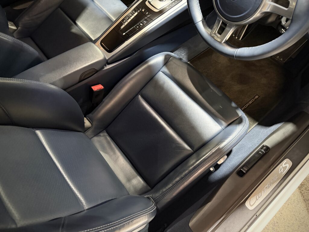 2013 Porsche 911 Carrera 4S