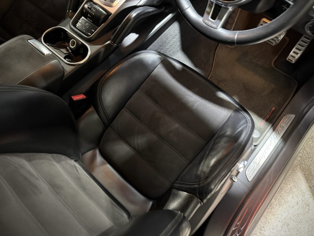 2013 Porsche Cayenne GTS