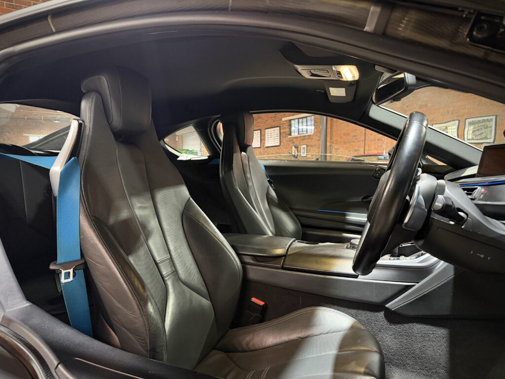 2015 BMW i8