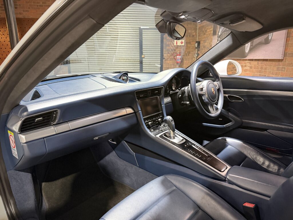 2013 Porsche 911 Carrera 4S
