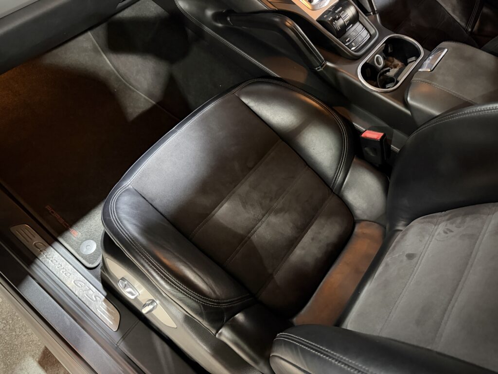 2013 Porsche Cayenne GTS
