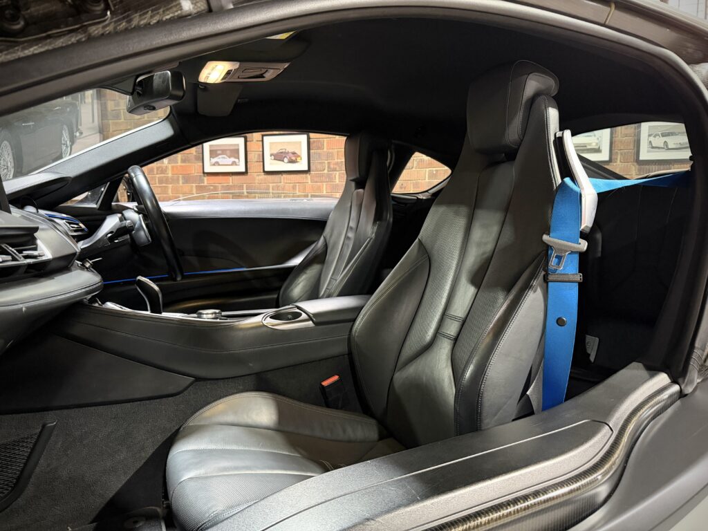 2015 BMW i8