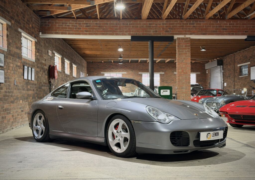 2003 Porsche 911 Carrera 4S
