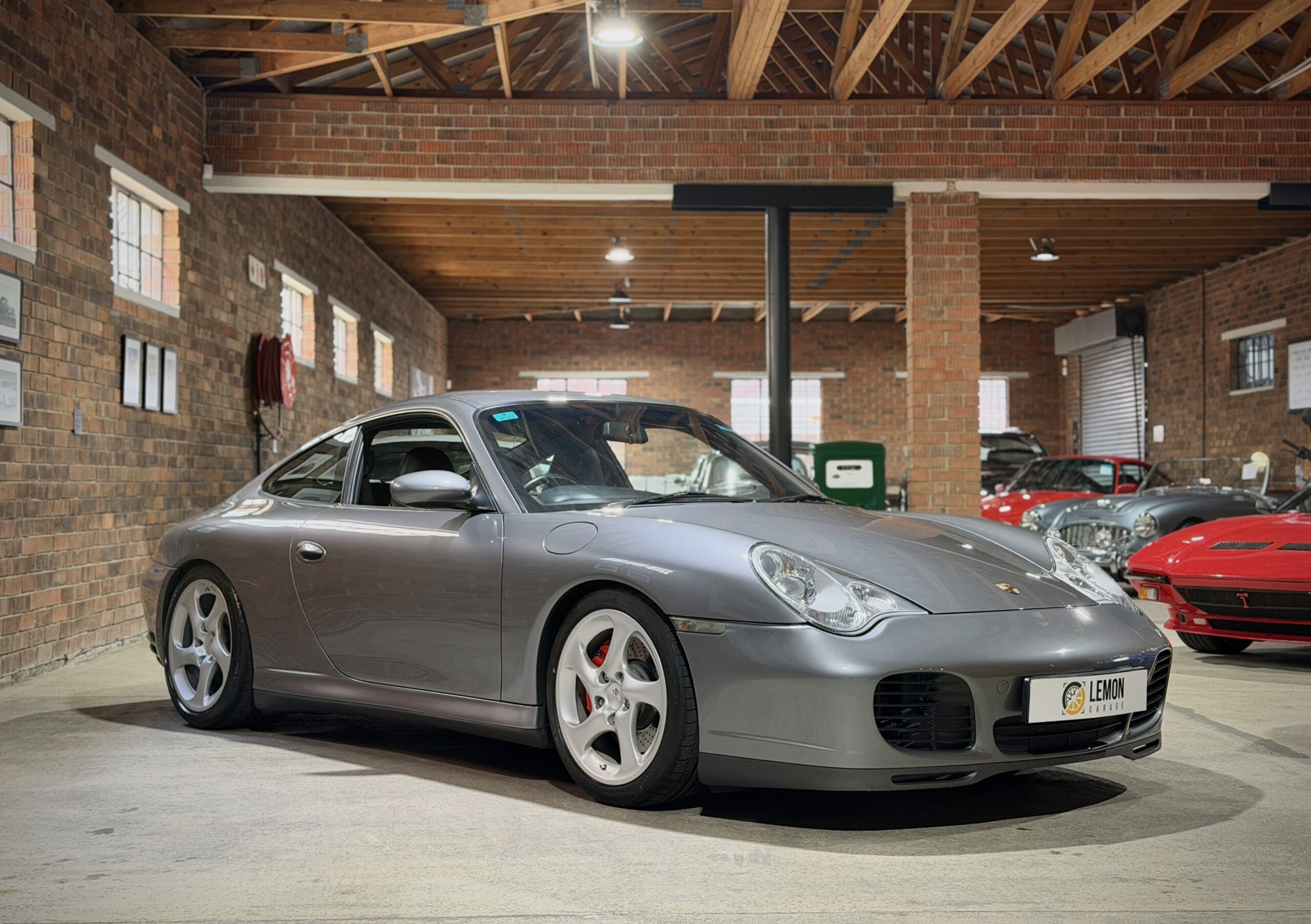 2003 Porsche 911 Carrera 4S