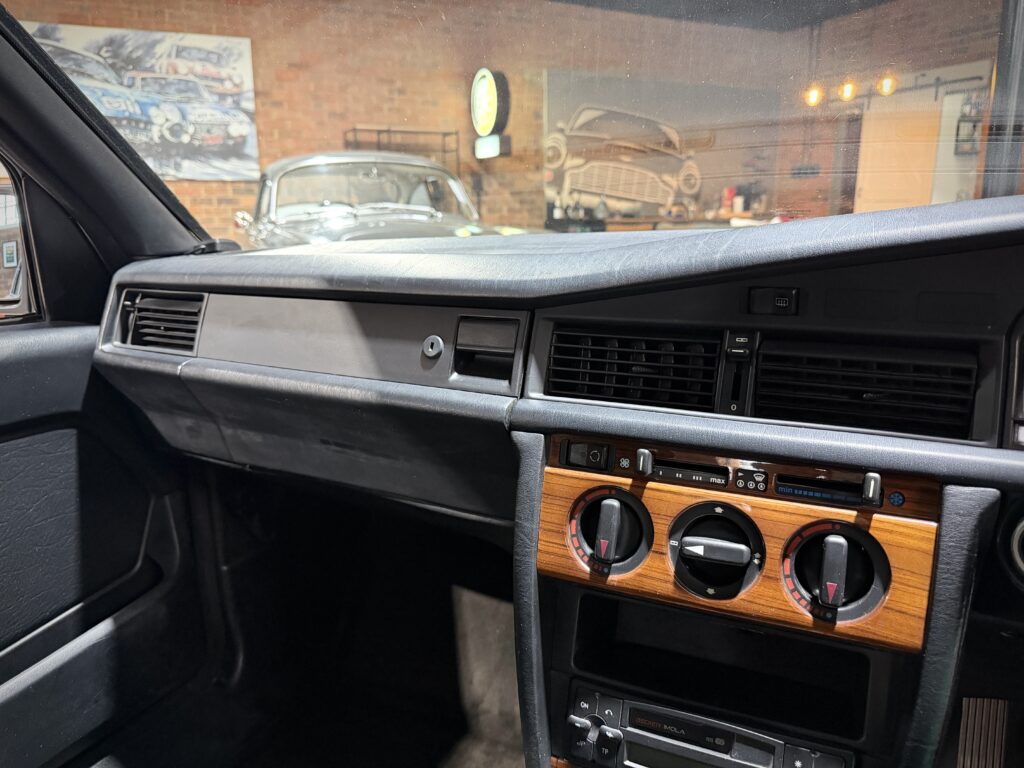 1993 Mercedes-Benz 190E DTM Replica