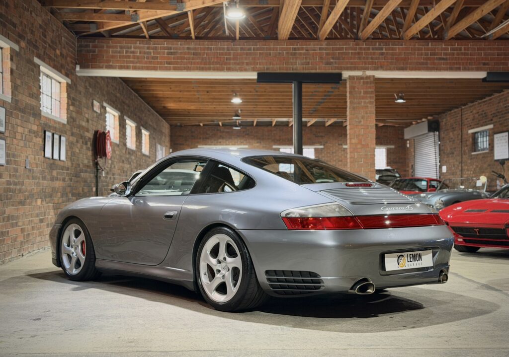 2003 Porsche 911 Carrera 4S