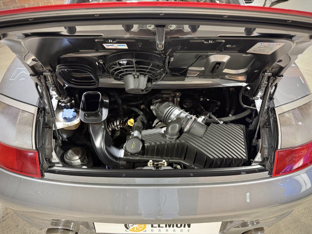 2003 Porsche 911 Carrera 4S