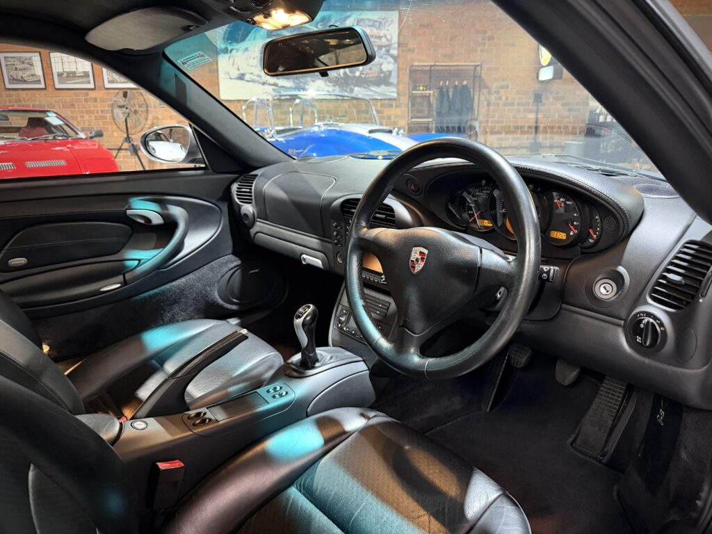 2003 Porsche 911 Carrera 4S