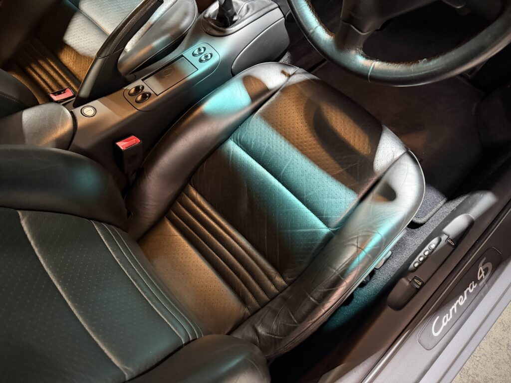 2003 Porsche 911 Carrera 4S
